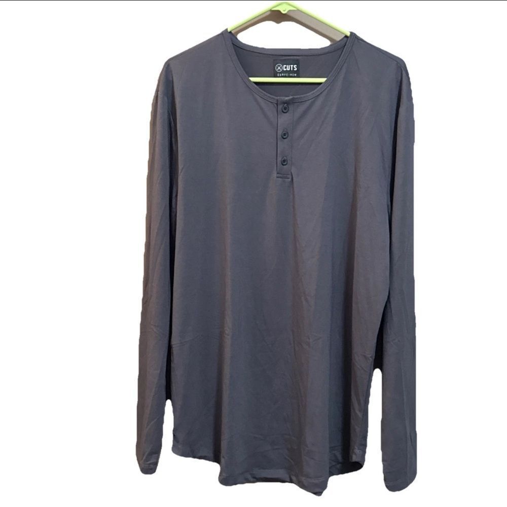 Cuts Clothing Men's Long Sleeve Curve Hem Crew NeckSignature Fit Tee- XXL